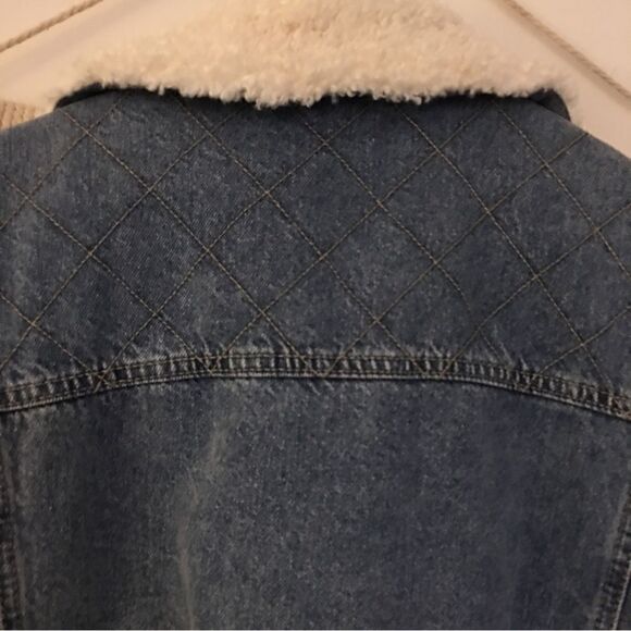 New w| Tags! INNER QUILTED, PEARL EMBELLISHED JEAN JACKET - Picture 6 of 11